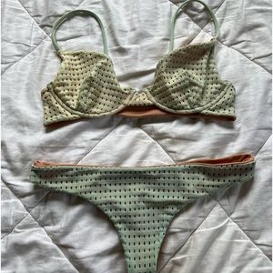 Acacia set (55 shipped on I G)